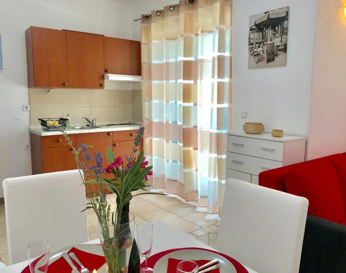 Apartment Pepa Starigrad Paklenica Buitenkant foto