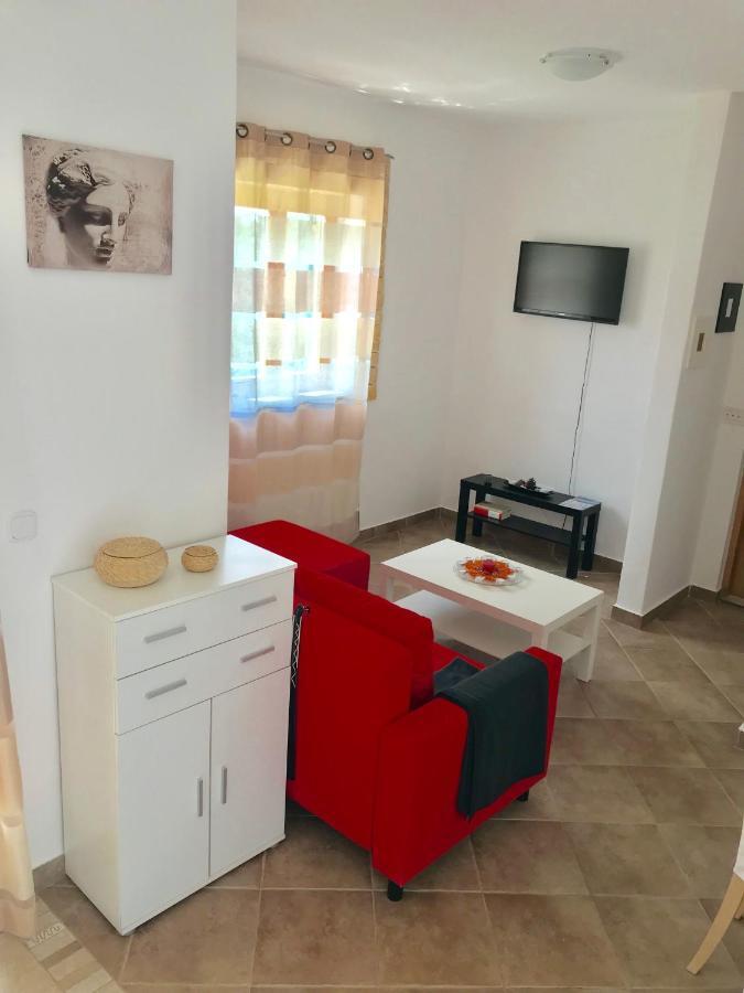 Apartment Pepa Starigrad Paklenica Buitenkant foto